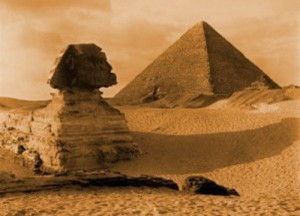 Piramidi di Giza, teorie a confronto