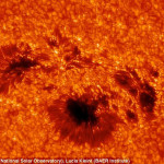 NASA, macchia nera sul sole