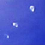 ISS, tre Ufo in fomazione