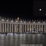 Ufo Roma, Vaticano, ricostruzione. L'ufo è reale e l'immagine è reale. L'ufo è stato inserito nella piazza San Pietro per meglio rendere l'idea.