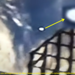 Uno degli ufo filmati durante la missione Space X