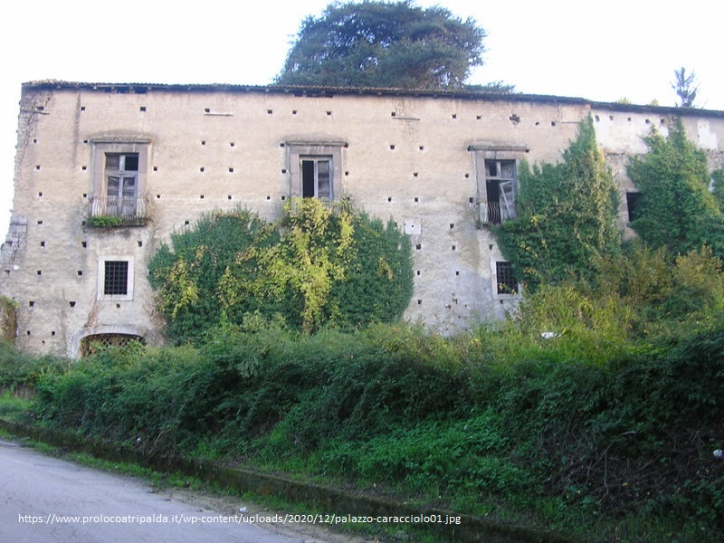 Palazzo Caracciolo